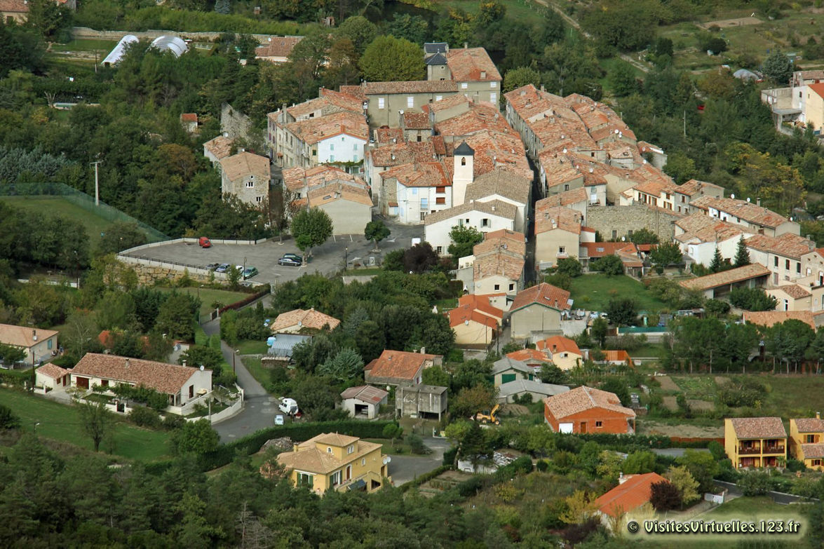 Vue panoramique sur le village