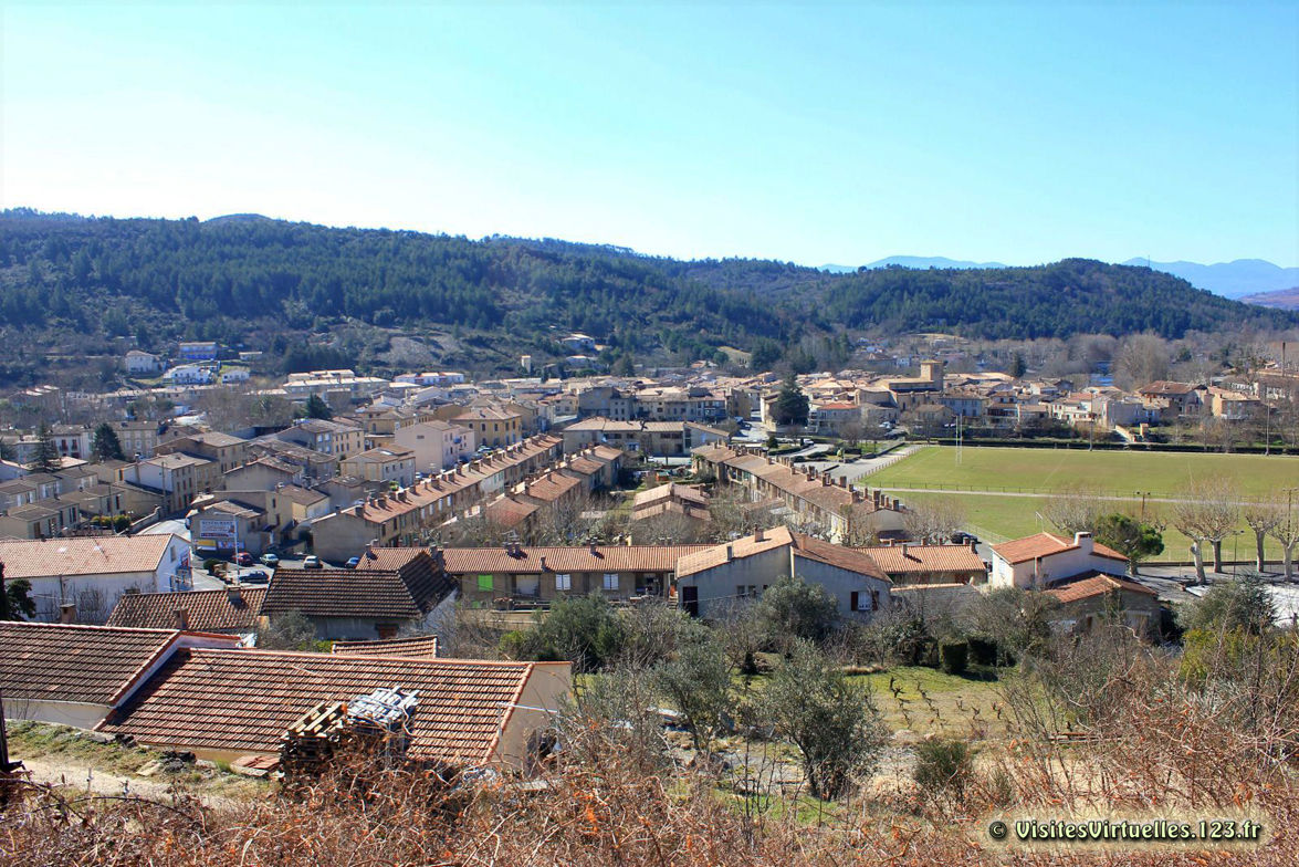Vue panoramique sur la ville de Couiza